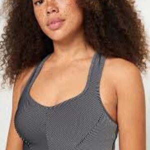 Spiritual Gangster
Norah 2-Tone Longline Bra - Black
Retail $78.00